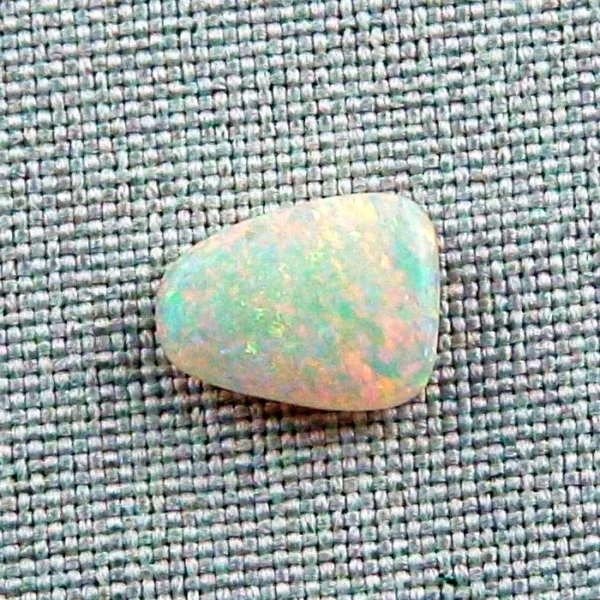 TO00166 1 black crystal opal opale online kaufen opal edelstein