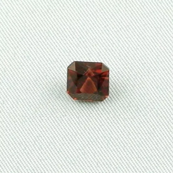 ES00186 1 red garnet granat edelstein edelsteine online kaufen