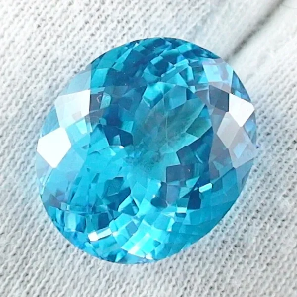 ES00507 1 blautopas in swiss blue top topaz edelsteine sicher online bestellen