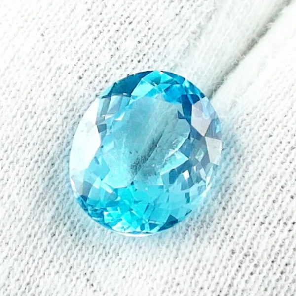 ES00510 1 blautopas in swiss blue top topaz edelsteine sicher online bestellen