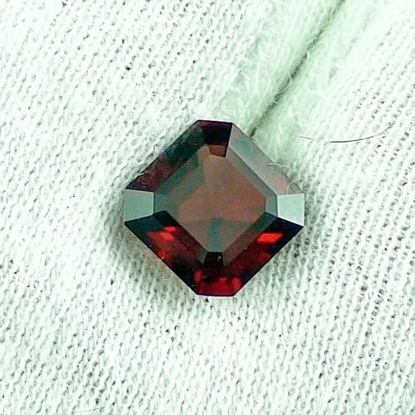 ES00550 1 top gem granat garnet edelsteine sicher online kaufen