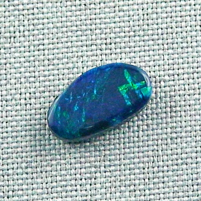 TO00021 1 black opal opale edelsteine opal kaufen