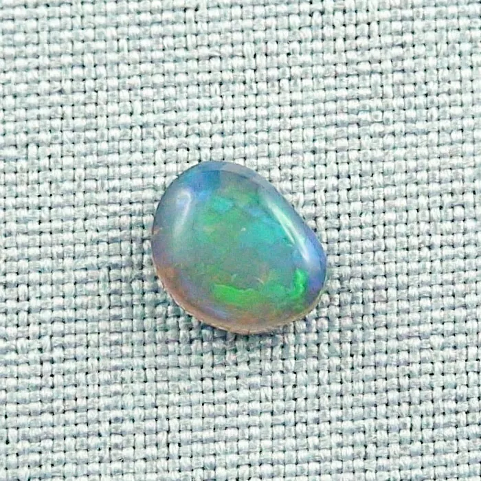 TO00144 1 black crystal opal opale online kaufen opal edelstein