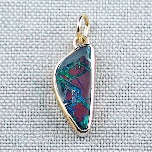 18k Goldanhänger mit Boulder Matrix Opal 4,86 ct