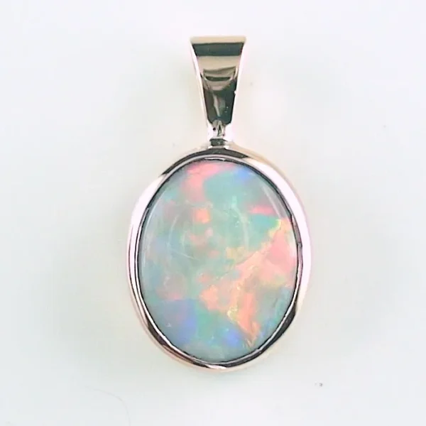 18k Rotgold Opal Anhänger mit 1,53 ct. White Opal