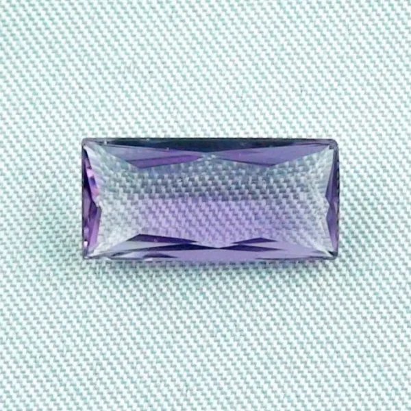 Violetter Amethyst 3,61 ct Baguetteschliff Schmuckstein