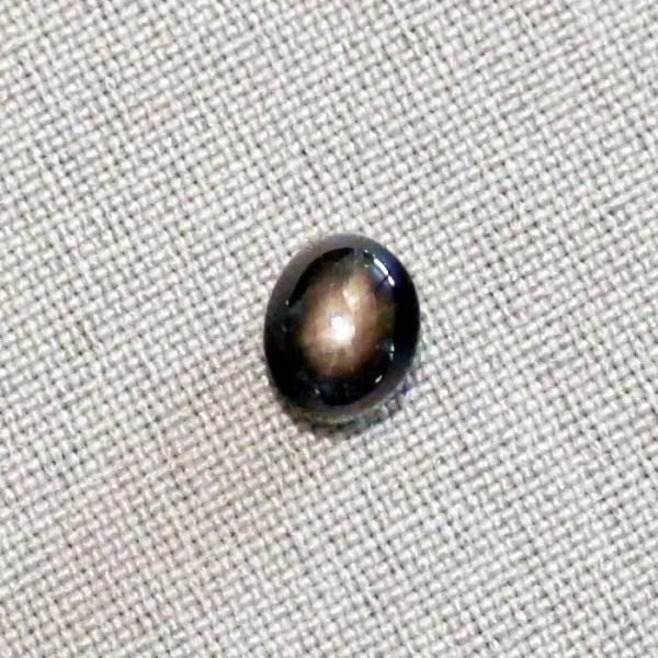 4,85 ct schwarzer Sternsaphir Edelstein Cabochon-Schliff