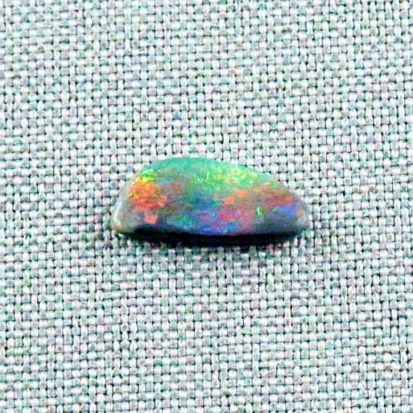 Roter 2,02 ct Black Opal Multicolor Vollopal Lightning Ridge Australien