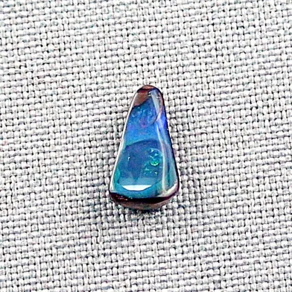 Blauer 2,88 ct Boulder Opal Edelstein Boulderopal 13,62 x 7,53 x 3,89 mm