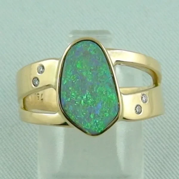 Goldring 18k mit Semi Black Opal und Diamanten Massiv