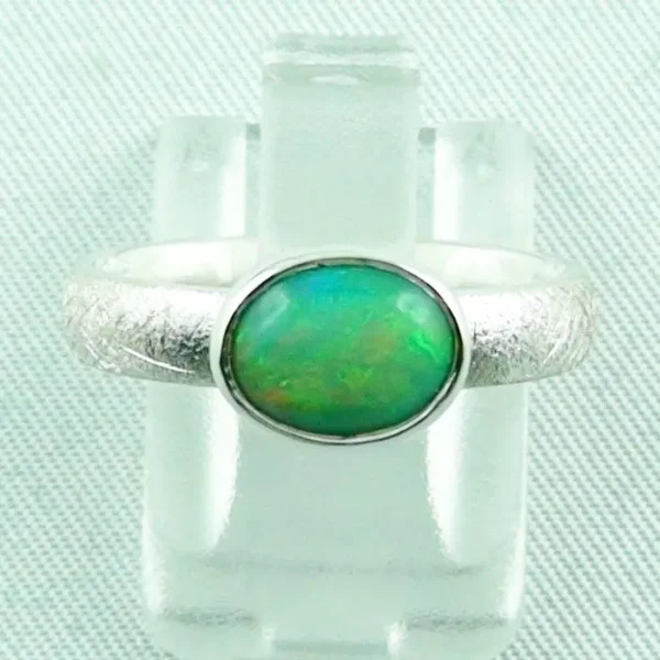 Damenring mit Welo Opal 1,00 ct aus Sterling Silber