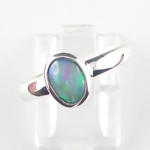 Opalring aus 935er Silber mit 0,89 ct. Blau Grünem Semi Black Opal