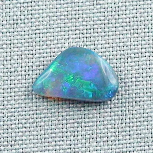 Black Crystal Opal 2,55 ct Fancy Multicolor Vollopal Lightning Ridge