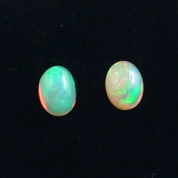 Multicolor Welo Opal Pärchen 1,17 u. 1,14 ct f. Opal Ohrstecker Ohrringe