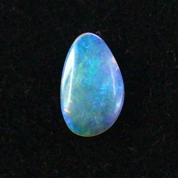 Black Crystal Opal 2,17 ct Multicolor Vollopal