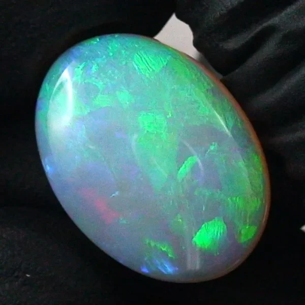 Black Crystal Opal 16,27 ct Multicolor Vollopal