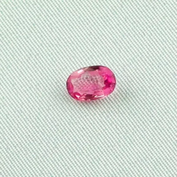 1,24 ct Turmalin Neon Pinker Rubellit Oval Facettiert Edelstein