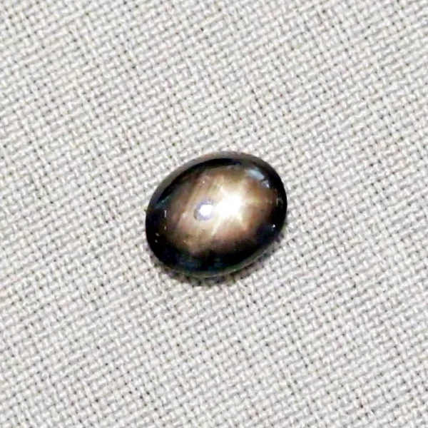 5,52 ct schwarzer Sternsaphir Edelstein Cabochon-Schliff