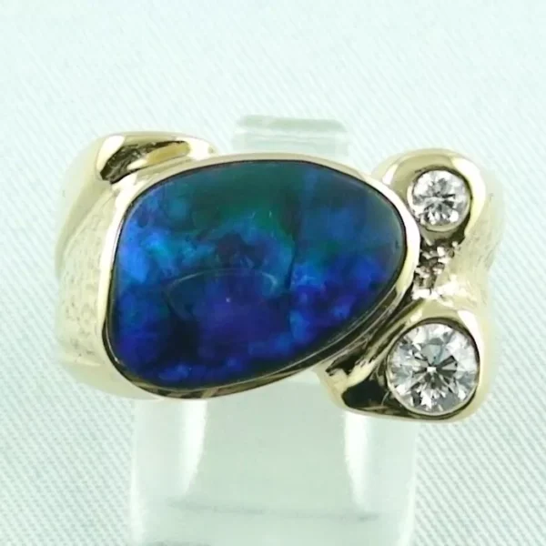 Massiver 18k Herrenring mit blauen Black Opal und Diamanten